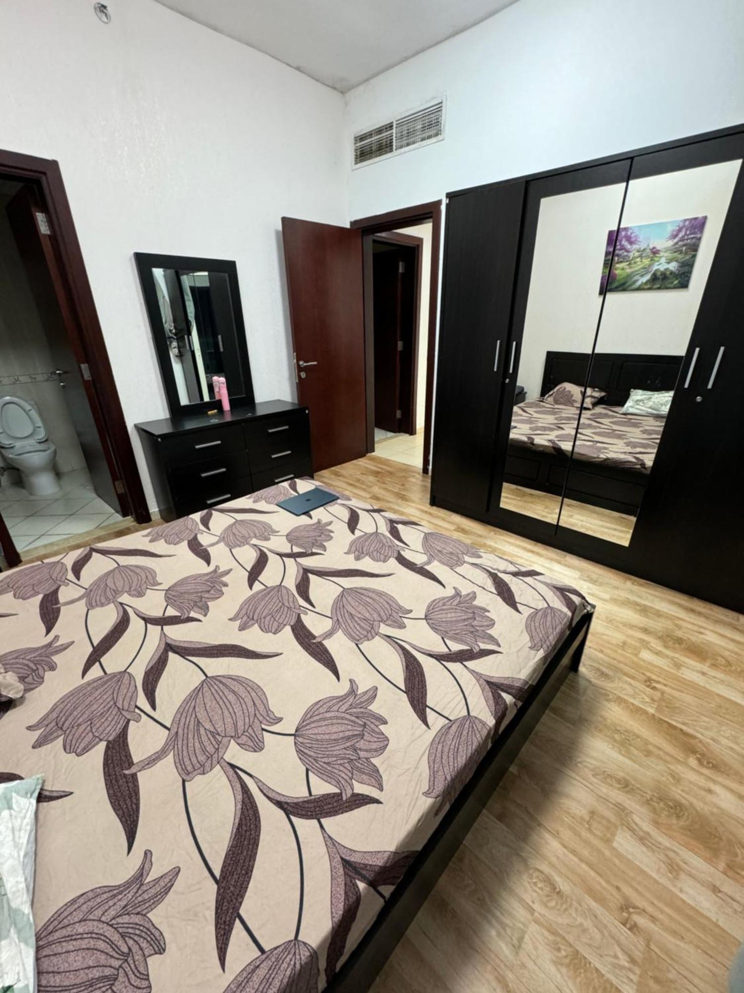 Tower 2bhk Newly Renovated 10 Feb 2025 Apartment