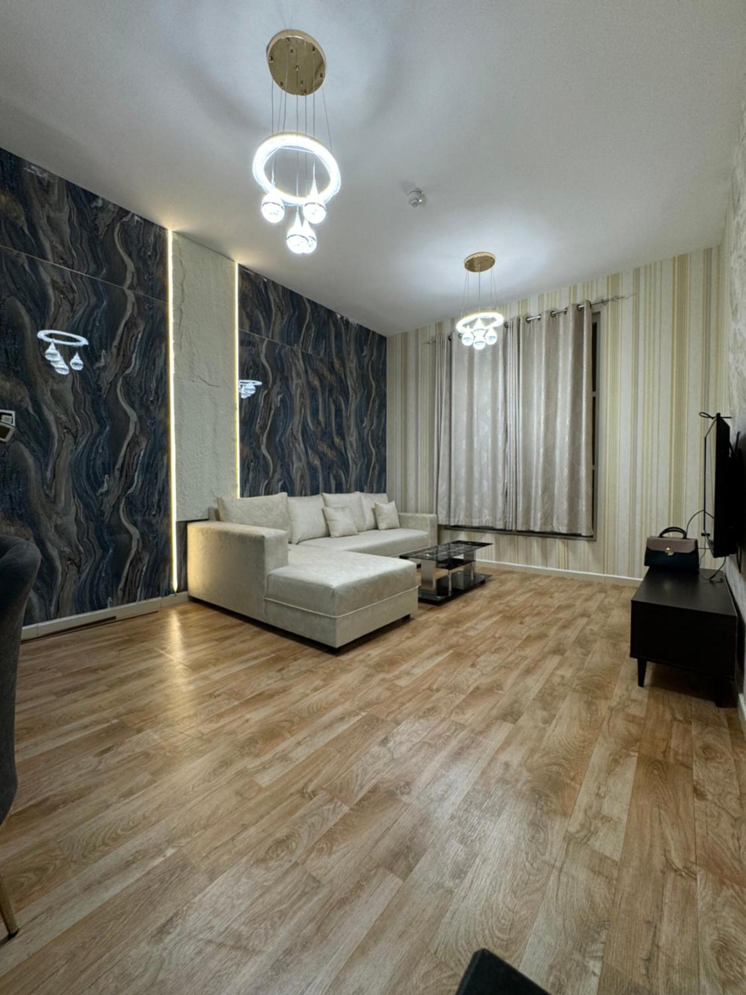 Apartment Tower 2bhk Newly Renovated 10 Feb 2025